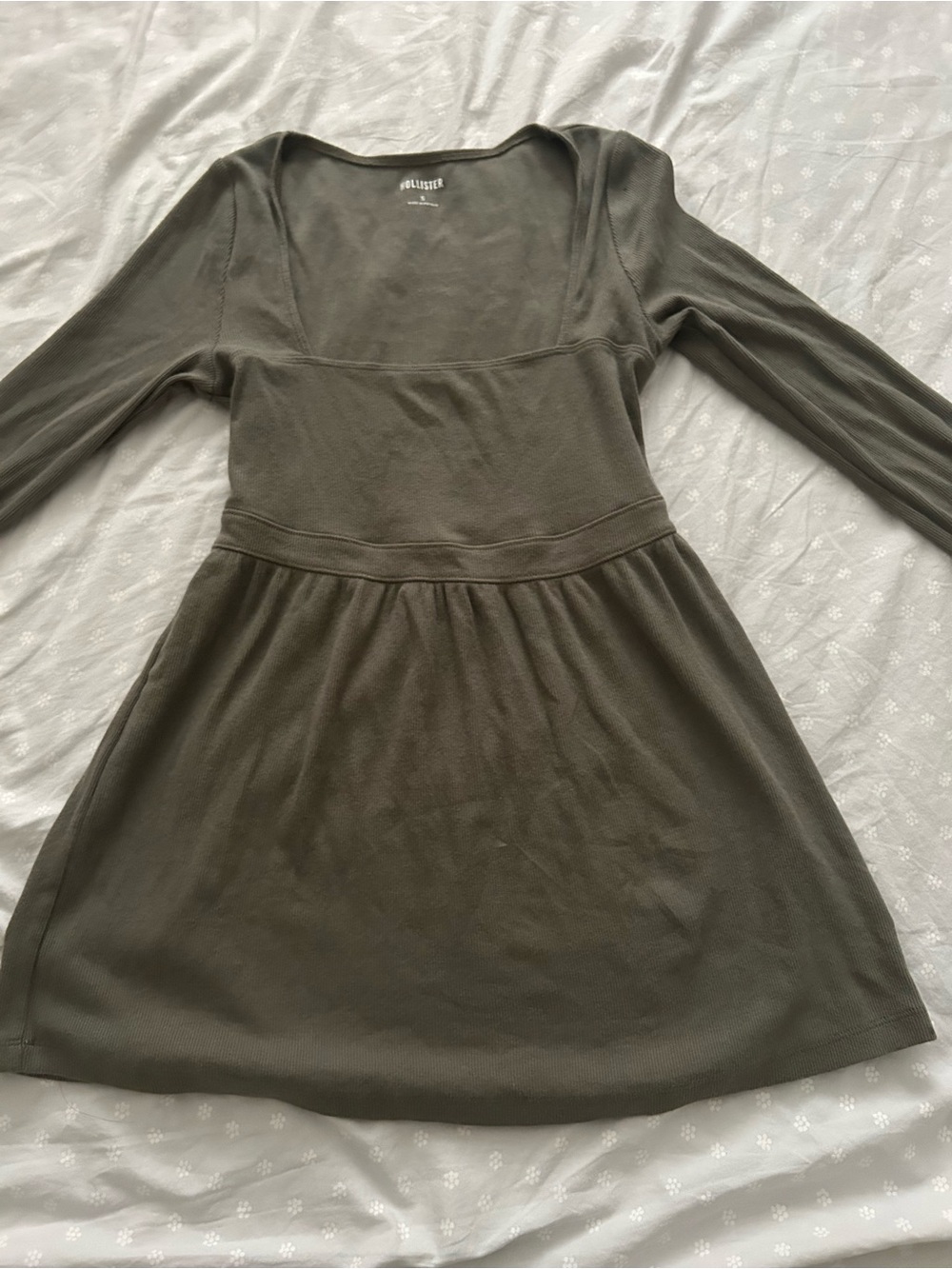 Hollister Olive green Scoop Neck Long Sleeve babydoll top - Picture 6 of 9